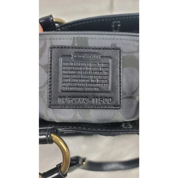 COACH Black Patent Leather Tote  F0773-11500 - Picture 8 of 8